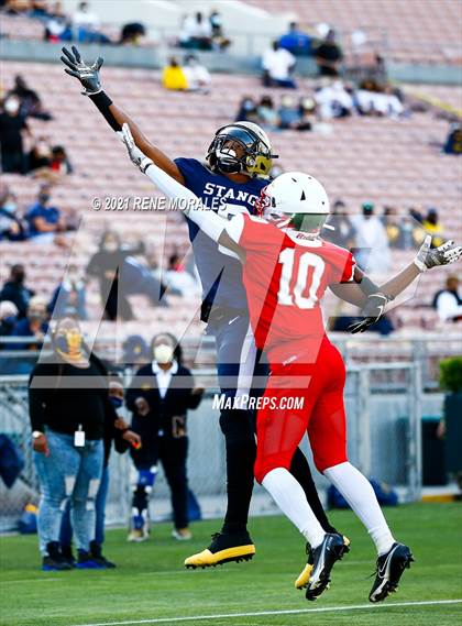Thumbnail 1 in Muir vs Pasadena photogallery.