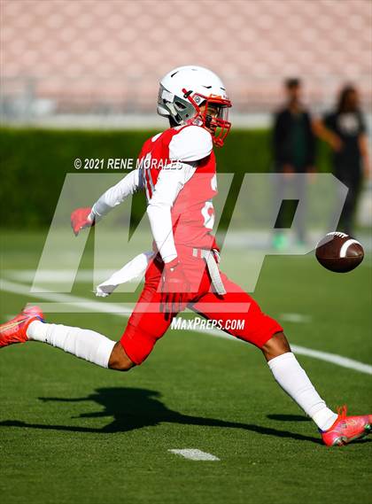 Thumbnail 3 in Muir vs Pasadena photogallery.