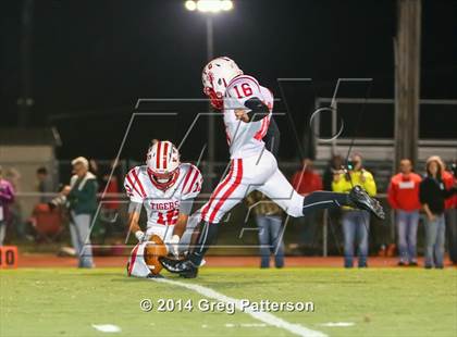 Thumbnail 3 in Fort Gibson @ Hilldale (2014 MaxPreps Rivalry Series) photogallery.