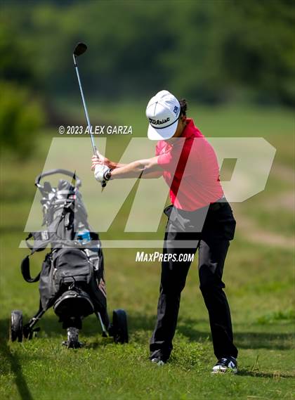 Thumbnail 3 in UIL 1A Boys Golf Finals Round 1 photogallery.