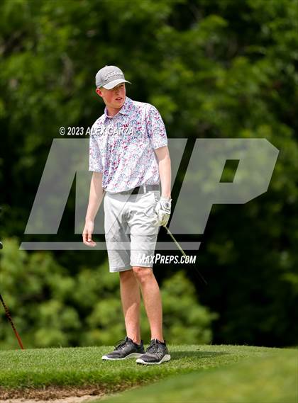 Thumbnail 2 in UIL 1A Boys Golf Finals Round 1 photogallery.