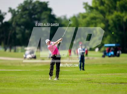 Thumbnail 3 in UIL 1A Boys Golf Finals Round 1 photogallery.