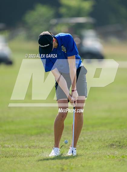 Thumbnail 1 in UIL 1A Boys Golf Finals Round 1 photogallery.