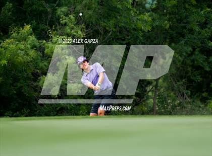 Thumbnail 3 in UIL 1A Boys Golf Finals Round 1 photogallery.