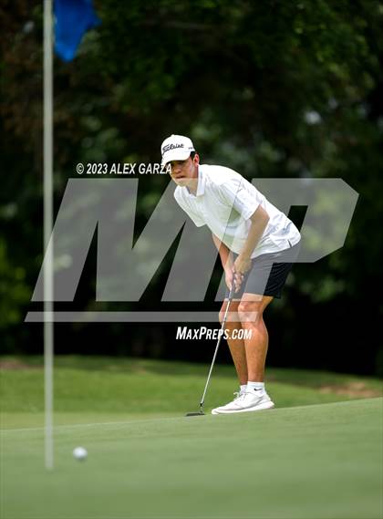 Thumbnail 2 in UIL 1A Boys Golf Finals Round 1 photogallery.