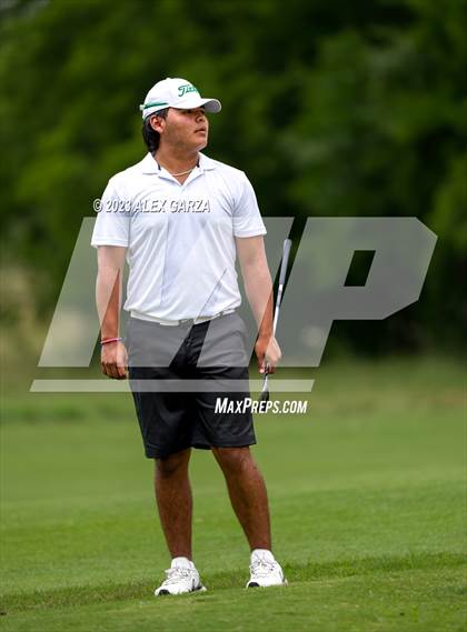 Thumbnail 3 in UIL 1A Boys Golf Finals Round 1 photogallery.