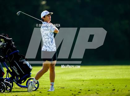 Thumbnail 3 in UIL 1A Boys Golf Finals Round 1 photogallery.