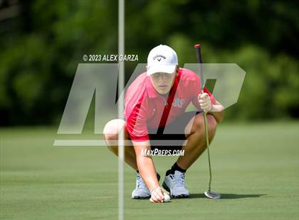 Thumbnail 3 in UIL 1A Boys Golf Finals Round 1 photogallery.