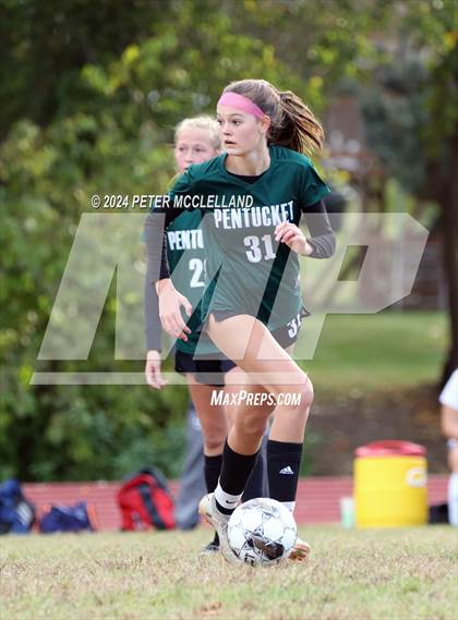 Thumbnail 3 in Hamilton-Wenham Regional @ Pentucket Regional photogallery.