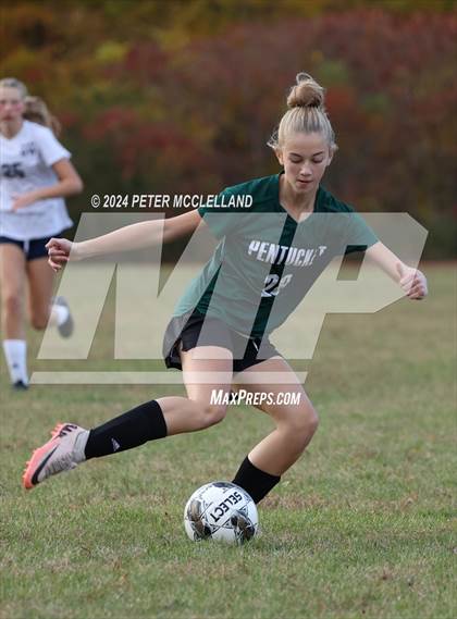 Thumbnail 1 in Hamilton-Wenham Regional @ Pentucket Regional photogallery.