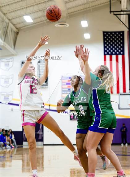 Thumbnail 2 in Chaminade Julienne @ Bellbrook (Scrimmage) photogallery.