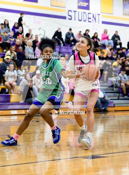 Thumbnail 2 in Chaminade Julienne @ Bellbrook (Scrimmage) photogallery.