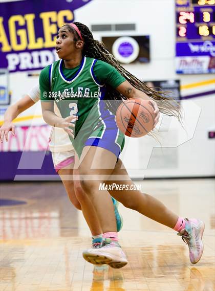 Thumbnail 3 in Chaminade Julienne @ Bellbrook (Scrimmage) photogallery.
