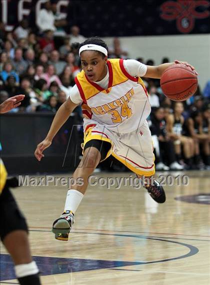 Thumbnail 1 in Deer Valley vs. Berkeley (CIF NCS D1 Final) photogallery.