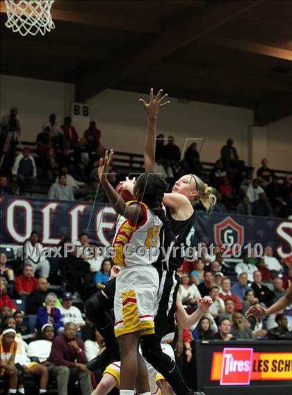 Thumbnail 1 in Deer Valley vs. Berkeley (CIF NCS D1 Final) photogallery.