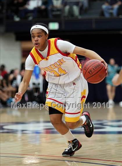 Thumbnail 2 in Deer Valley vs. Berkeley (CIF NCS D1 Final) photogallery.