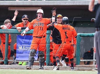 Thumbnail 2 in Puyallup vs. Huntington Beach (National High School Invitational) photogallery.