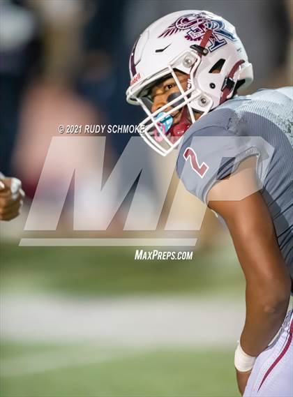 Thumbnail 3 in La Jolla vs. Scripps Ranch  (CIF SDS Division 2 finals) photogallery.