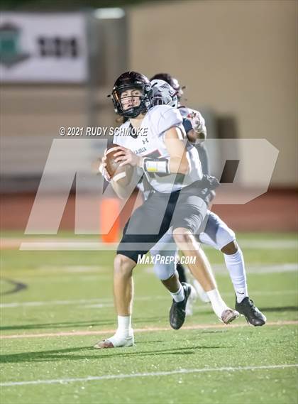 Thumbnail 1 in La Jolla vs. Scripps Ranch  (CIF SDS Division 2 finals) photogallery.