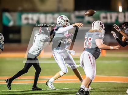 Thumbnail 2 in La Jolla vs. Scripps Ranch  (CIF SDS Division 2 finals) photogallery.