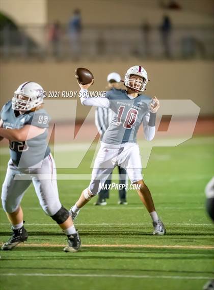 Thumbnail 3 in La Jolla vs. Scripps Ranch  (CIF SDS Division 2 finals) photogallery.