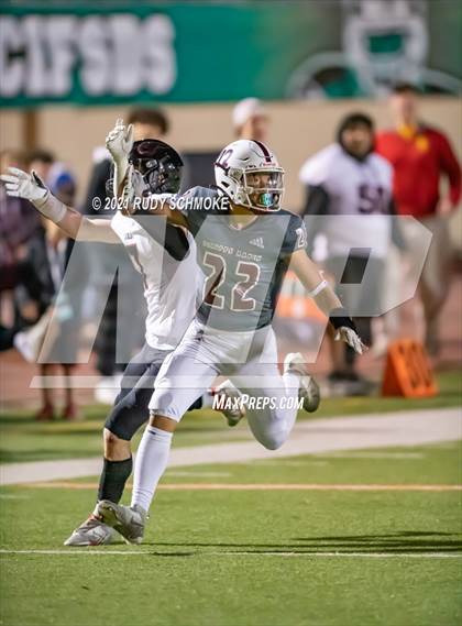 Thumbnail 1 in La Jolla vs. Scripps Ranch  (CIF SDS Division 2 finals) photogallery.