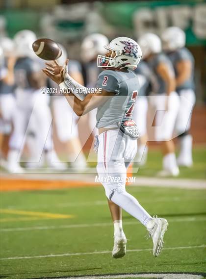 Thumbnail 3 in La Jolla vs. Scripps Ranch  (CIF SDS Division 2 finals) photogallery.