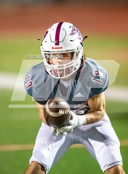 Thumbnail 3 in La Jolla vs. Scripps Ranch  (CIF SDS Division 2 finals) photogallery.
