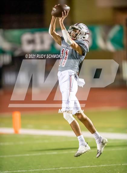 Thumbnail 2 in La Jolla vs. Scripps Ranch  (CIF SDS Division 2 finals) photogallery.