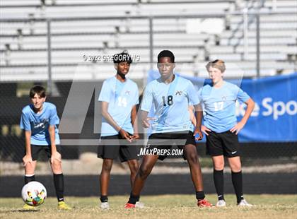 Thumbnail 3 in Apex @ Panther Creek photogallery.