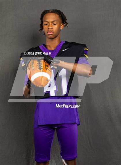 Thumbnail 2 in DeSoto Central (Team & Individual) photogallery.