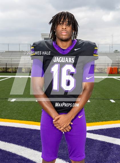 Thumbnail 1 in DeSoto Central (Team & Individual) photogallery.