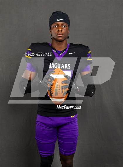 Thumbnail 3 in DeSoto Central (Team & Individual) photogallery.