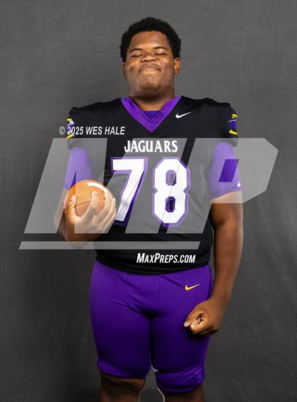 Thumbnail 2 in DeSoto Central (Team & Individual) photogallery.