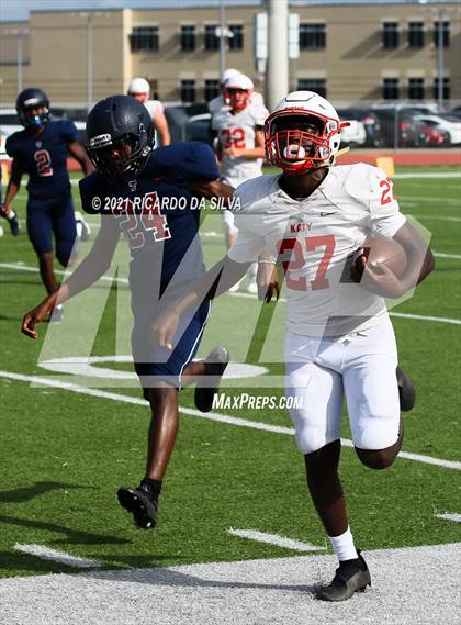 Thumbnail 1 in Katy @ Tompkins (B Team) photogallery.