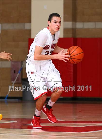 Thumbnail 3 in Bakersfield vs. Redondo Union (Pacific Shores Tournament) photogallery.