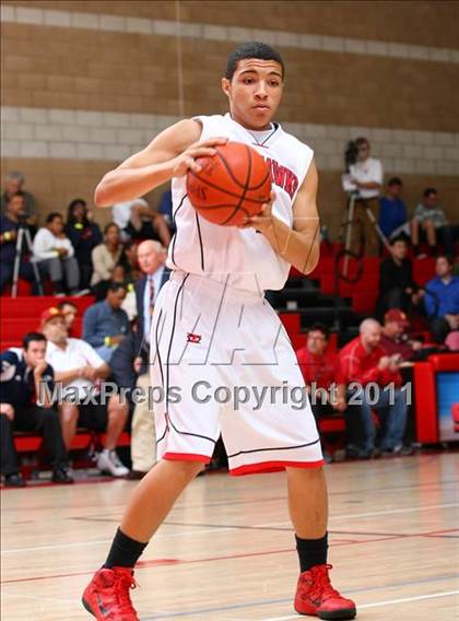 Thumbnail 2 in Bakersfield vs. Redondo Union (Pacific Shores Tournament) photogallery.
