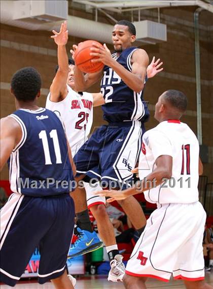 Thumbnail 1 in Bakersfield vs. Redondo Union (Pacific Shores Tournament) photogallery.