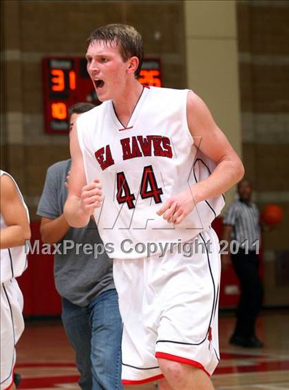 Thumbnail 2 in Bakersfield vs. Redondo Union (Pacific Shores Tournament) photogallery.