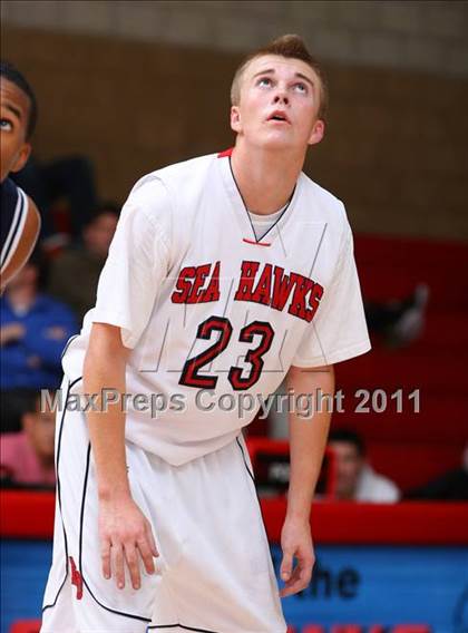 Thumbnail 3 in Bakersfield vs. Redondo Union (Pacific Shores Tournament) photogallery.