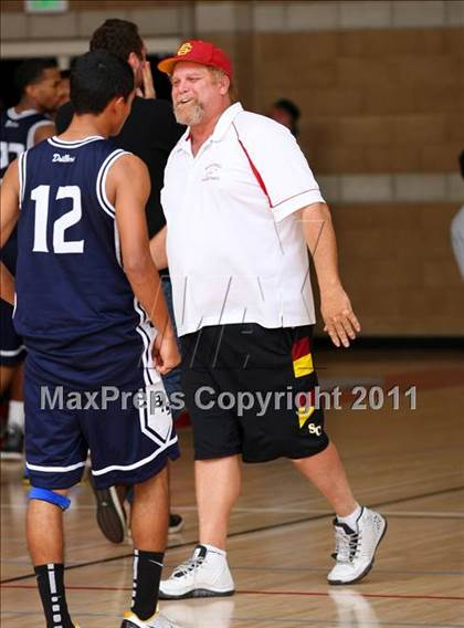 Thumbnail 2 in Bakersfield vs. Redondo Union (Pacific Shores Tournament) photogallery.