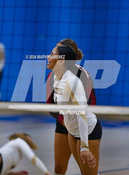 Thumbnail 1 in Oaks Christian @ Agoura photogallery.