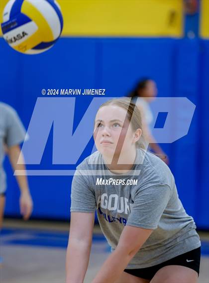 Thumbnail 2 in Oaks Christian @ Agoura photogallery.