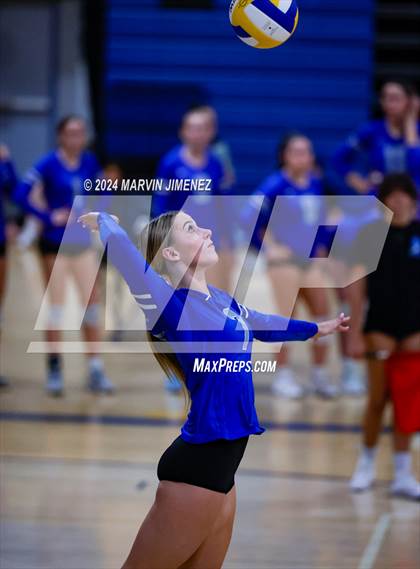 Thumbnail 3 in Oaks Christian @ Agoura photogallery.