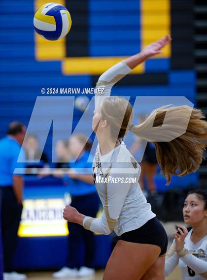 Thumbnail 3 in Oaks Christian @ Agoura photogallery.