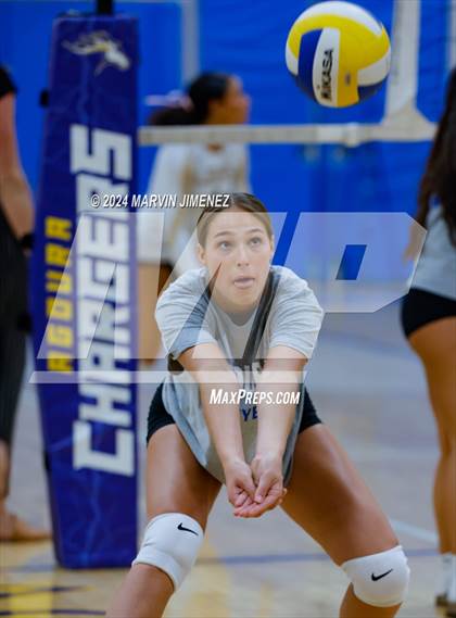 Thumbnail 1 in Oaks Christian @ Agoura photogallery.