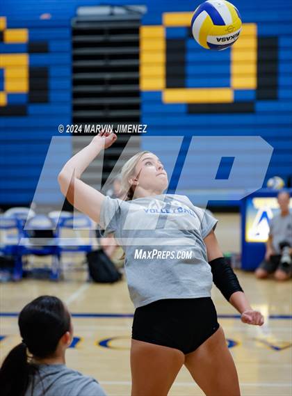 Thumbnail 1 in Oaks Christian @ Agoura photogallery.