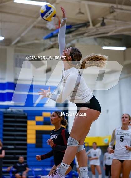 Thumbnail 3 in Oaks Christian @ Agoura photogallery.