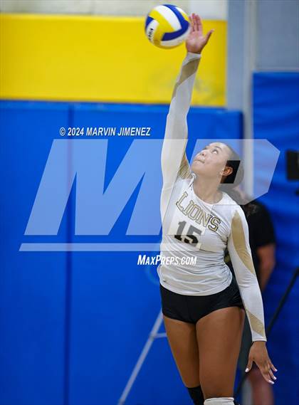 Thumbnail 3 in Oaks Christian @ Agoura photogallery.