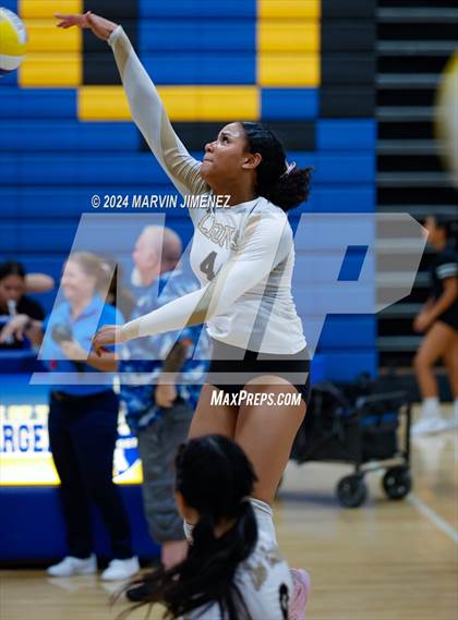 Thumbnail 1 in Oaks Christian @ Agoura photogallery.